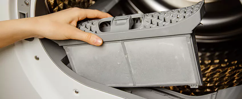 Signs Of A Clogged Dryer Lint Trap in Newport Beach, California
